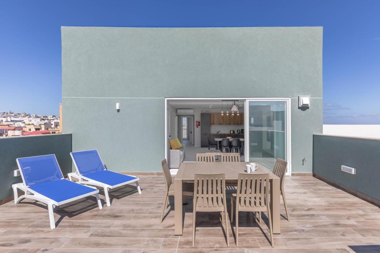 Unique Penthouse With Private Heated Jacuzzi, Close To Restaurants And Night Life Is-Swieqi エクステリア 写真